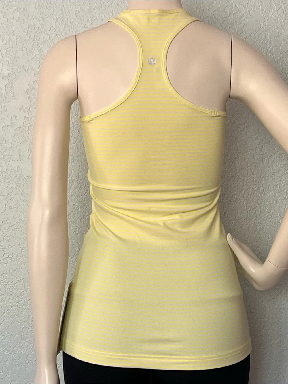 Lululemon Cool Racerback Tank Top Size 4 NWT Yoga Gym Workout Activewear